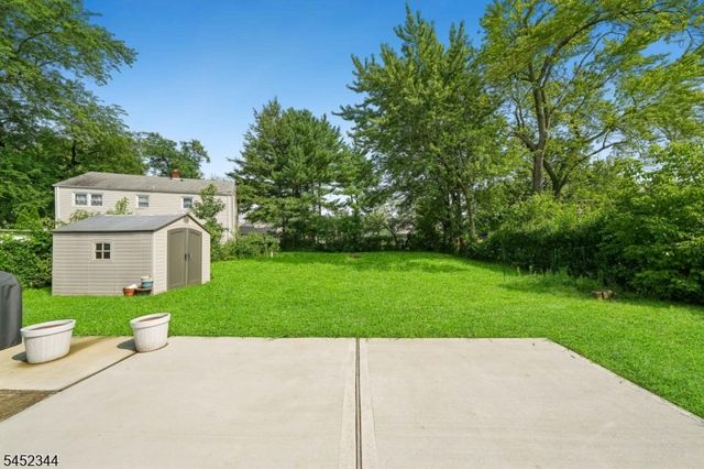 23 W Henry Pl, Woodbridge Twp., NJ 08830
