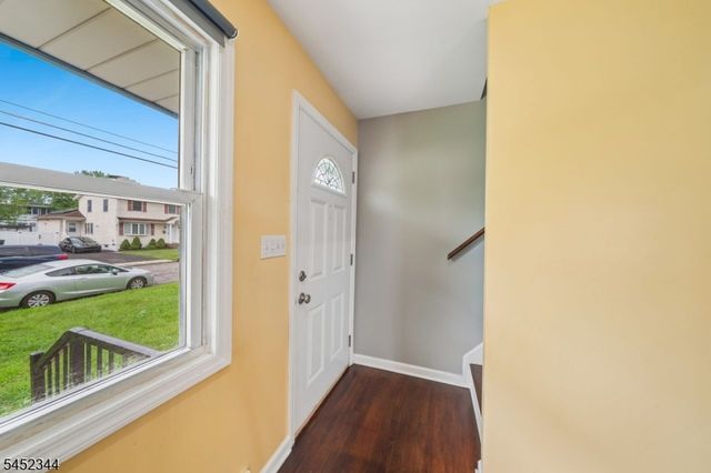 23 W Henry Pl, Woodbridge Twp., NJ 08830