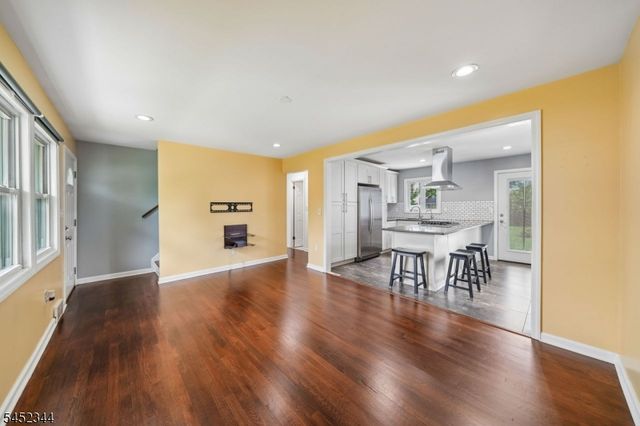 23 W Henry Pl, Woodbridge Twp., NJ 08830