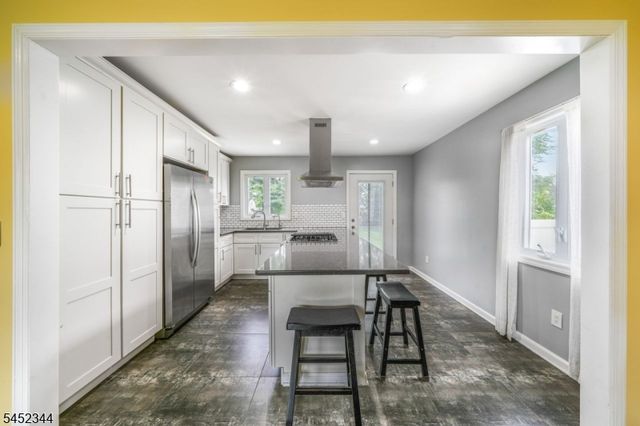 23 W Henry Pl, Woodbridge Twp., NJ 08830
