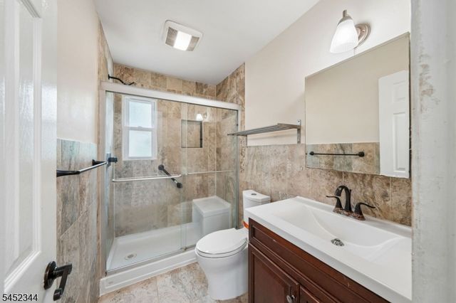 23 W Henry Pl, Woodbridge Twp., NJ 08830