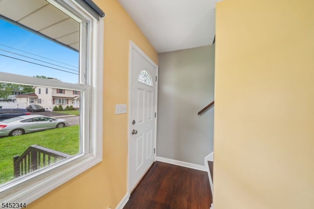 23 W Henry Pl, Woodbridge Twp., NJ 08830 — photo 4