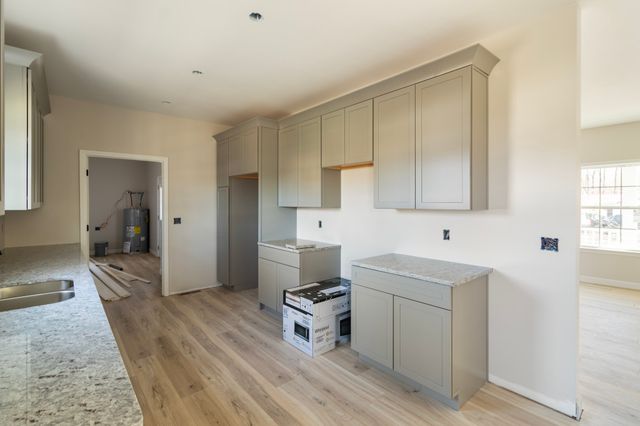 1997 Stevens Dr, Westmoreland, TN 37186