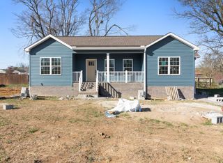 1997 Stevens Dr, Westmoreland, TN 37186