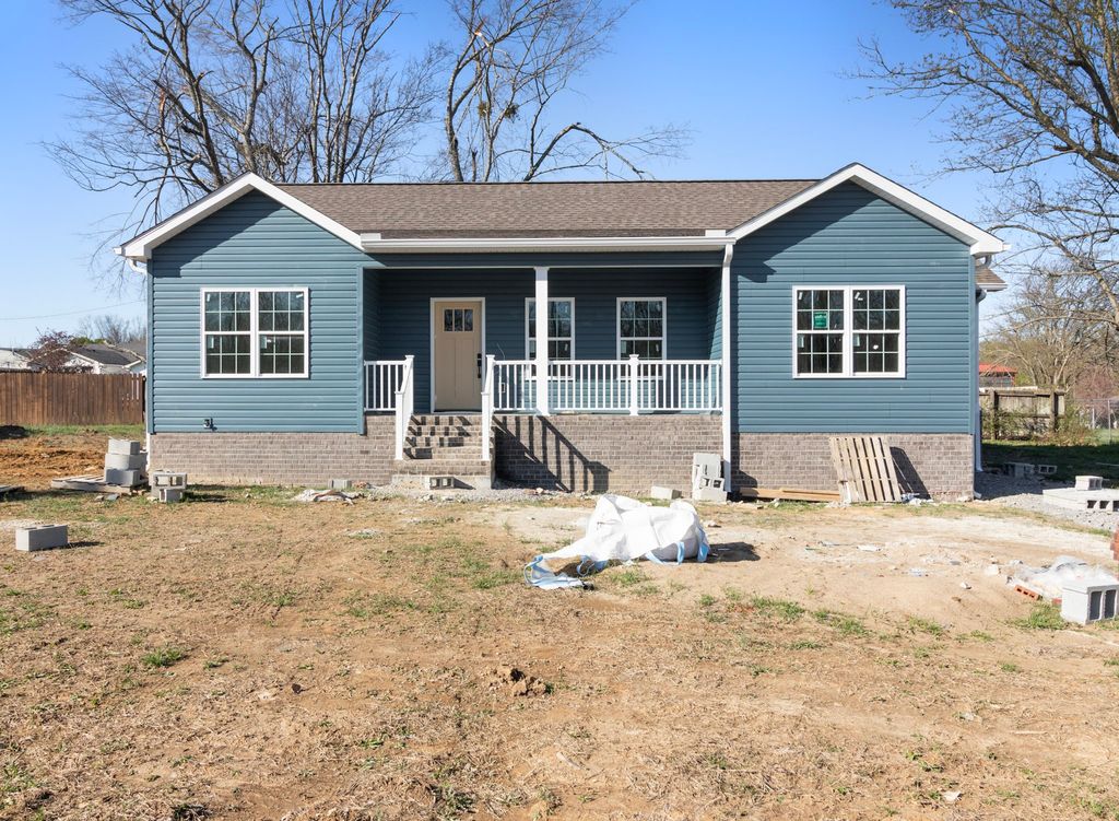 1997 Stevens Dr, Westmoreland, TN 37186