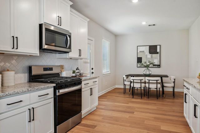 21559 Bluebonnet Bay Drive, Magnolia, TX 77354