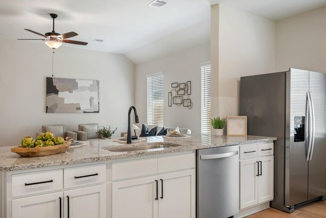 21559 Bluebonnet Bay Drive, Magnolia, TX 77354