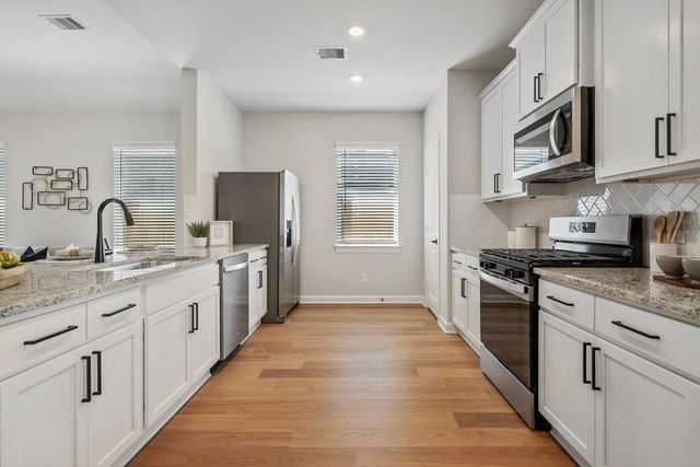 21559 Bluebonnet Bay Drive, Magnolia, TX 77354