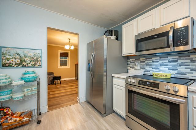 1909 E 25th Street, Des Moines, IA 50317