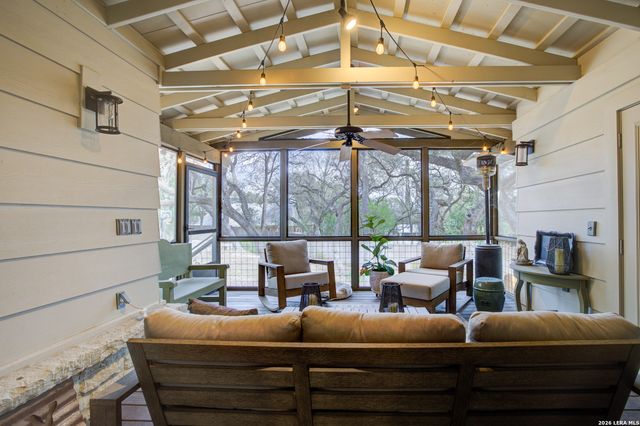 664 California, New Braunfels, TX 78130