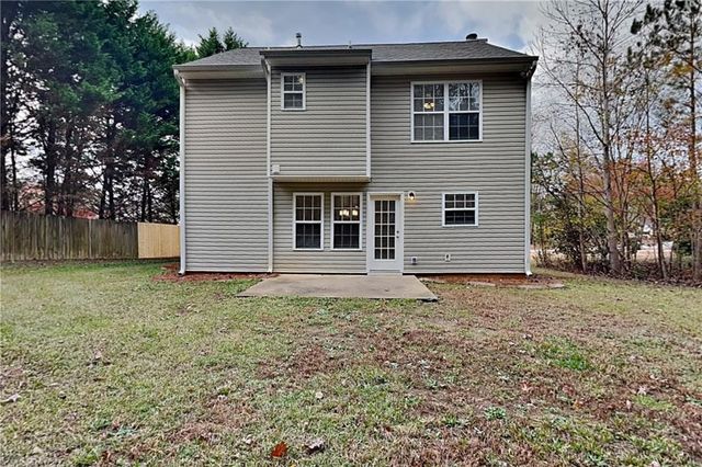 32 Stable Lane, Dallas, GA 30132