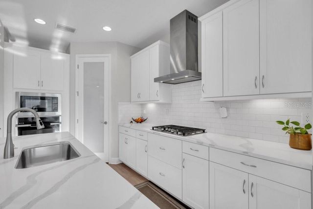 14604 HORSE TROT ROAD, Lithia, FL 33547