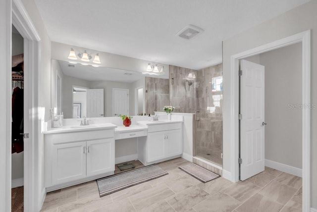 14604 HORSE TROT ROAD, Lithia, FL 33547