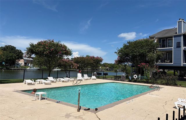 18519 Egret Bay Boulevard 1602, Webster, TX 77058