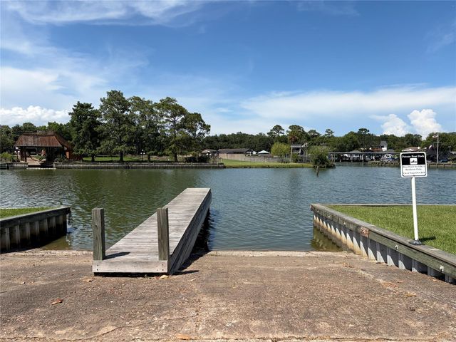 18519 Egret Bay Boulevard 1602, Webster, TX 77058