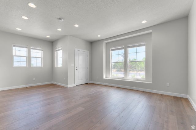 8207 W MADISON PEAK WAY, Magna, UT 84044