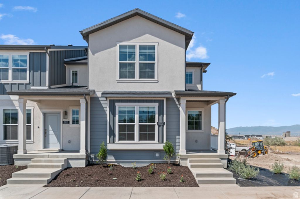 8207 W MADISON PEAK WAY, Magna, UT 84044