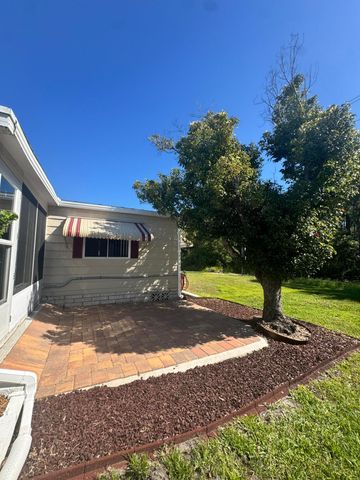 54 Calle De Lagos, Fort Pierce, FL 34951