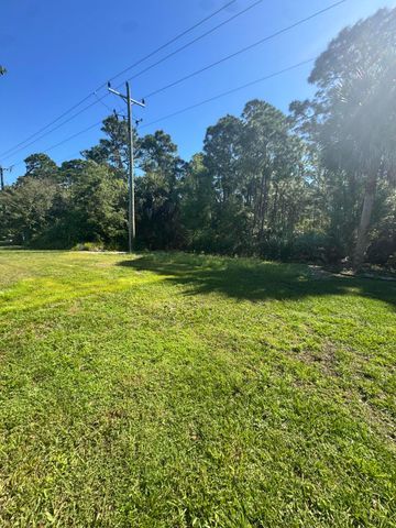 54 Calle De Lagos, Fort Pierce, FL 34951