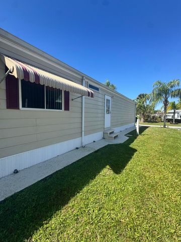 54 Calle De Lagos, Fort Pierce, FL 34951