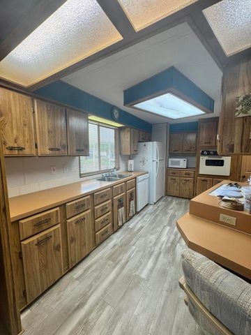 54 Calle De Lagos, Fort Pierce, FL 34951