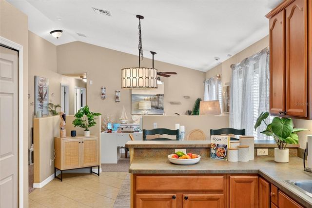 12854 NE 118TH TERRACE, Ocklawaha, FL 32179