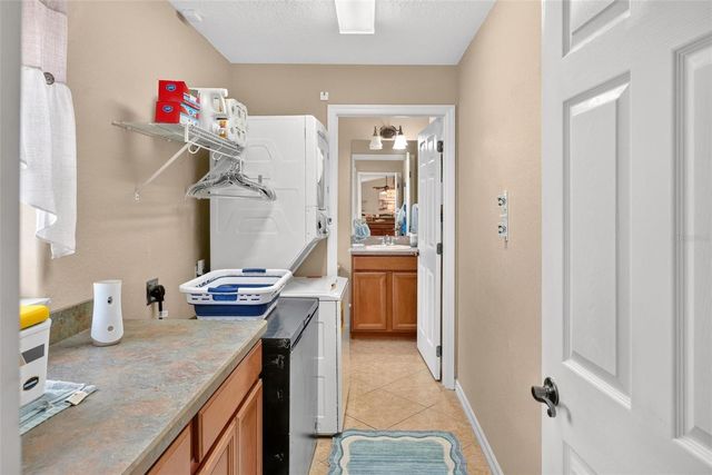 12854 NE 118TH TERRACE, Ocklawaha, FL 32179