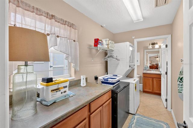 12854 NE 118TH TERRACE, Ocklawaha, FL 32179