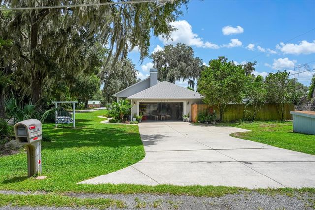 12854 NE 118TH TERRACE, Ocklawaha, FL 32179