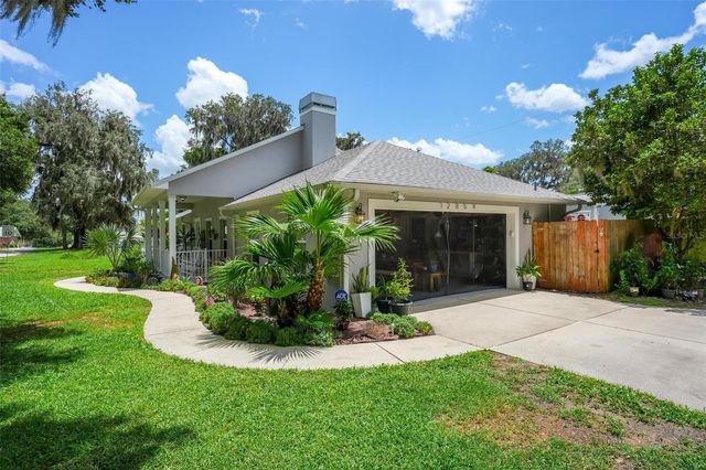 12854 NE 118TH TERRACE, Ocklawaha, FL 32179