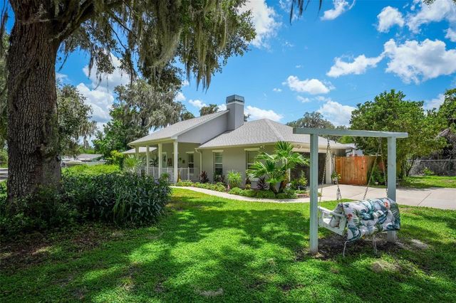 12854 NE 118TH TERRACE, Ocklawaha, FL 32179