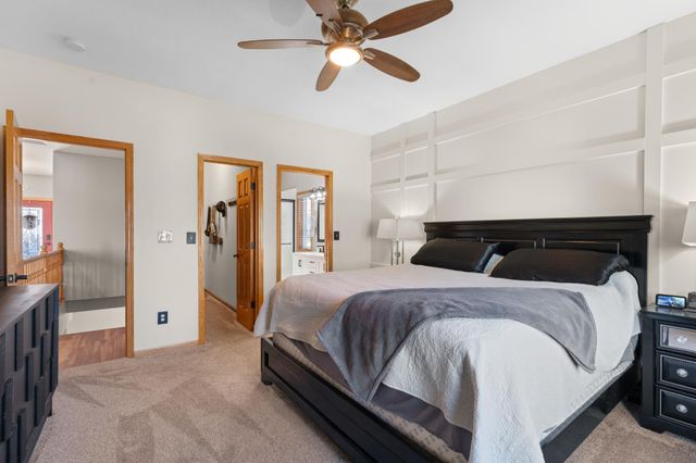 805 23rd St Circle NE, Kasson, MN 55944