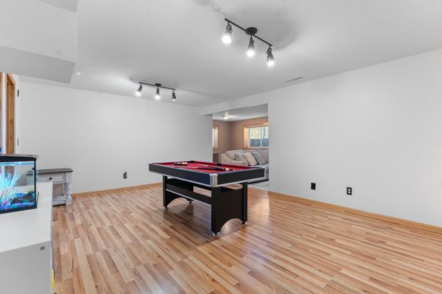 805 23rd St Circle NE, Kasson, MN 55944