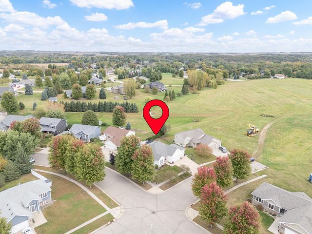 805 23rd St Circle NE, Kasson, MN 55944