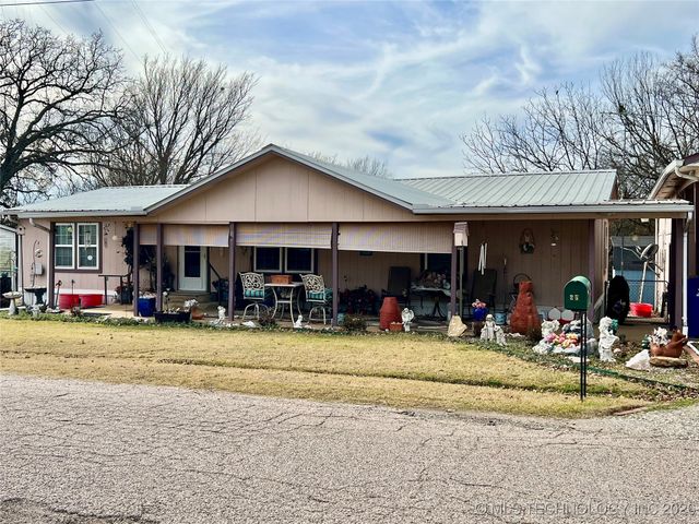 27 Aster Drive, Mead, OK 73449