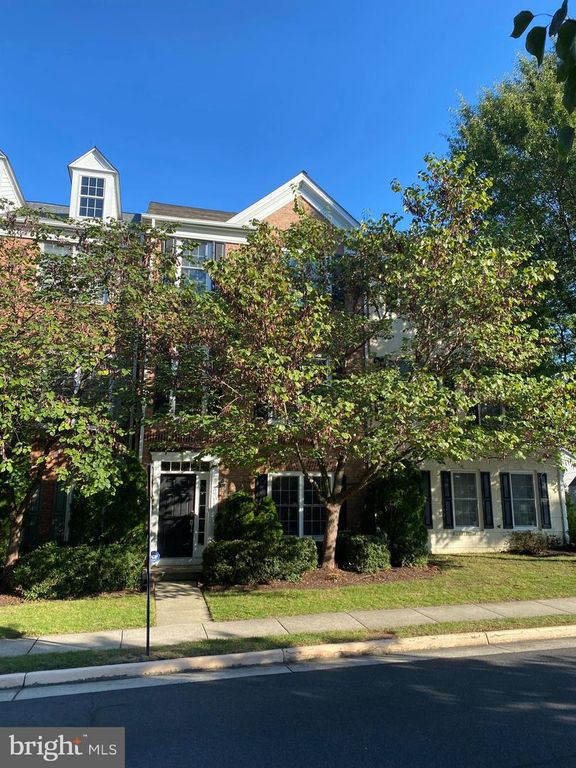 5997 GRAND PAVILION WAY, Alexandria, VA 22303