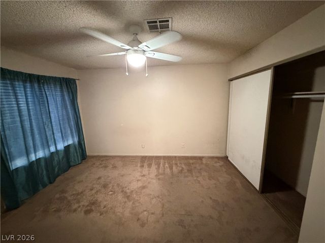 8913 BORLA Drive, Las Vegas, NV 89117