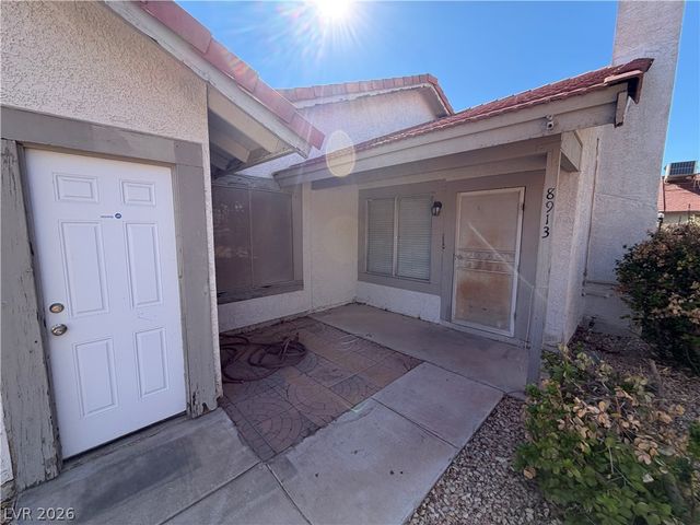 8913 BORLA Drive, Las Vegas, NV 89117