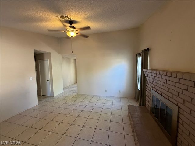 8913 BORLA Drive, Las Vegas, NV 89117