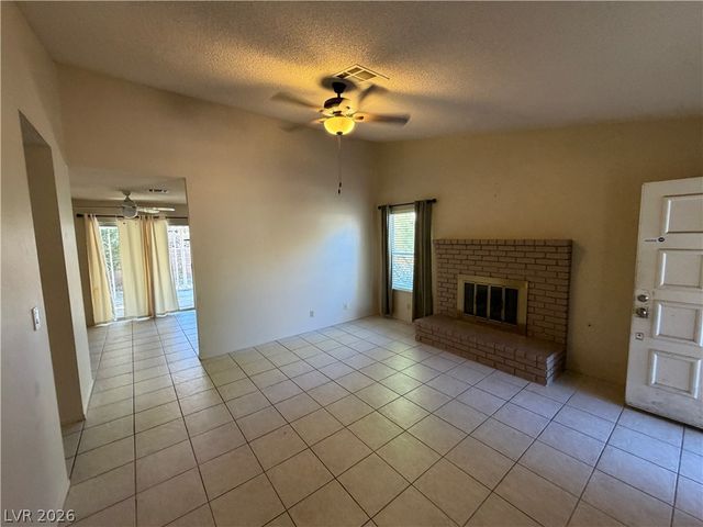 8913 BORLA Drive, Las Vegas, NV 89117