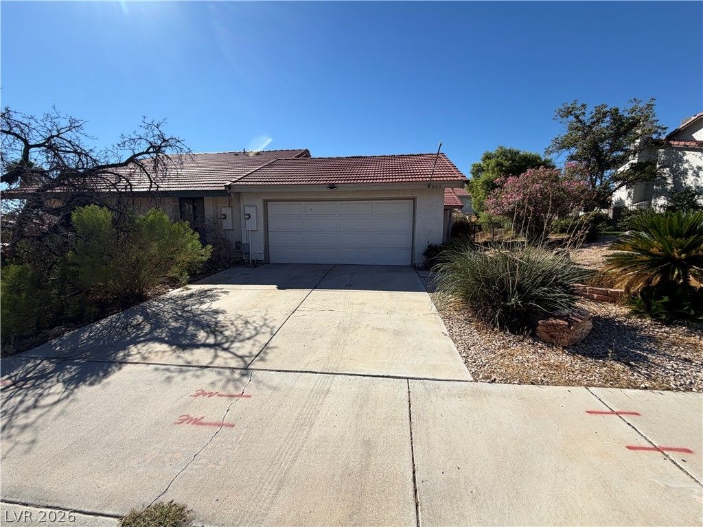 8913 BORLA Drive, Las Vegas, NV 89117