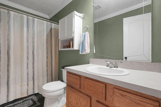 1068 Tobi Drive, Columbus, OH 43207