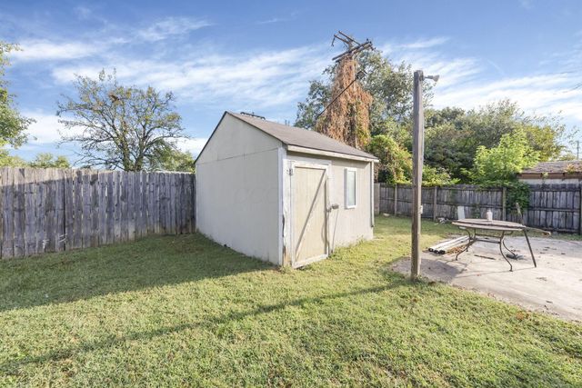 1068 Tobi Drive, Columbus, OH 43207