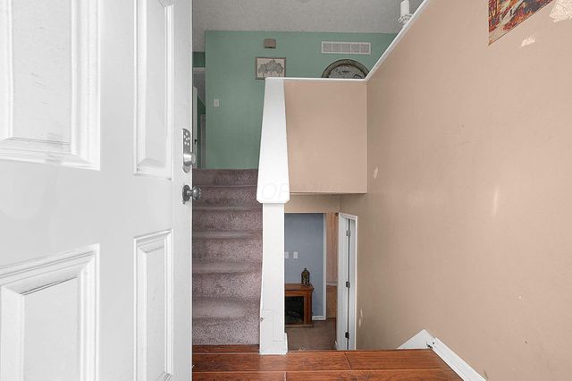 1068 Tobi Drive, Columbus, OH 43207