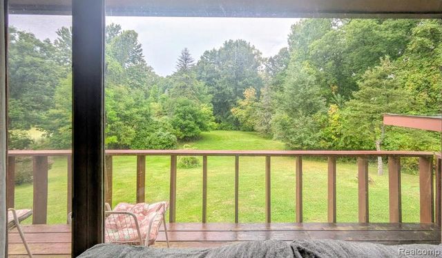 4050 Hunters Creek Road, Metamora, MI 48455