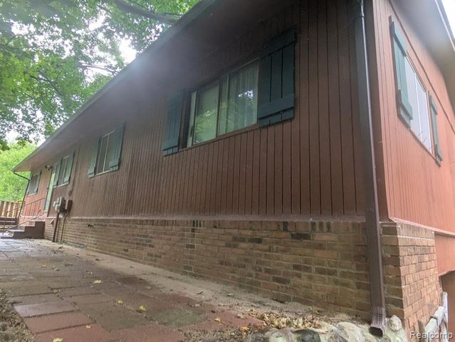 4050 Hunters Creek Road, Metamora, MI 48455