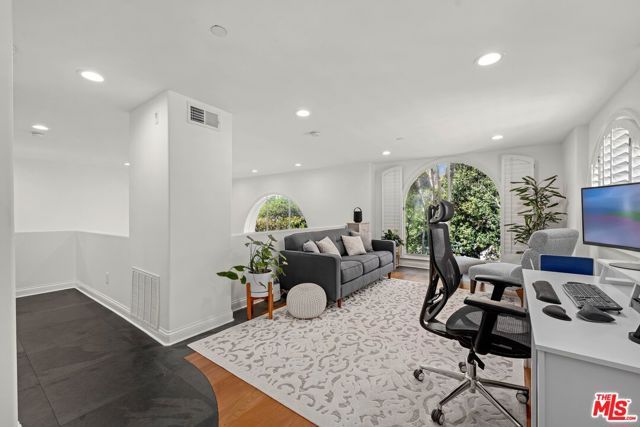 718 Lincoln Boulevard 1, Santa Monica, CA 90402