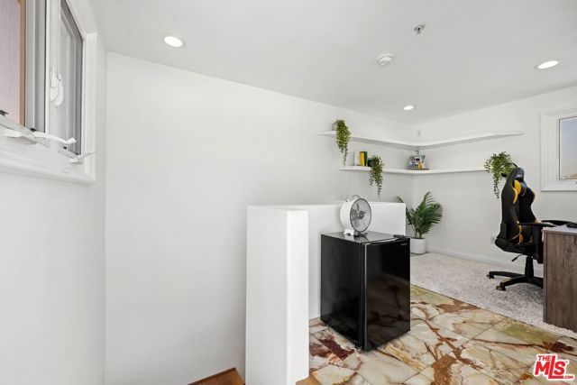 718 Lincoln Boulevard 1, Santa Monica, CA 90402