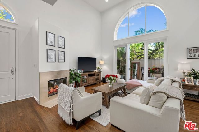 718 Lincoln Boulevard 1, Santa Monica, CA 90402