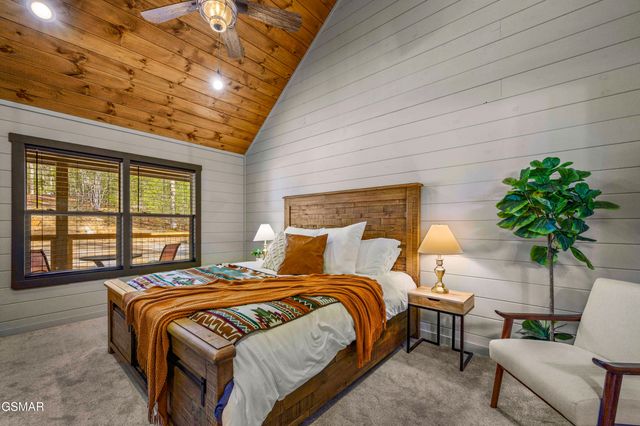 3930 Claude Shields Way, Sevierville, TN 37876